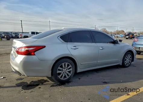 2017 Nissan Altima 2.5 из США, поврежденный, VIN 1N4AL3AP5HC149836